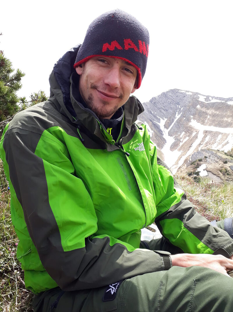 Andreas Ebner in grau-grüner Jacke.