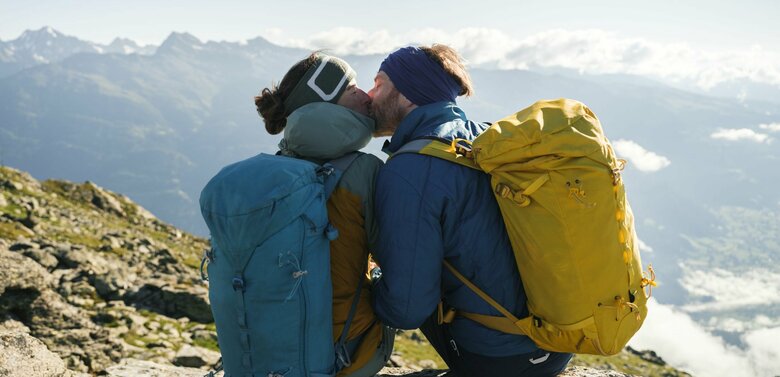Böses Weibele Gipfelkuss Ein Gipfelkuss am Bösen Weibele in Lienz.