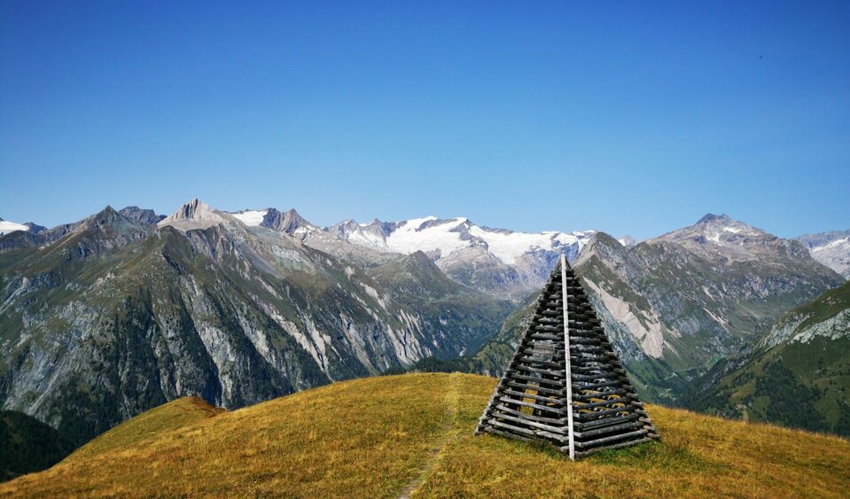 Hiking in the Virgental Valley