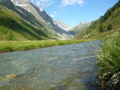 Wassererlebnis Trojeralmbach Der Trojeralmbach im Sommer, ein richtiges Wassererlebnis im Bergwasserparadies Defereggental.