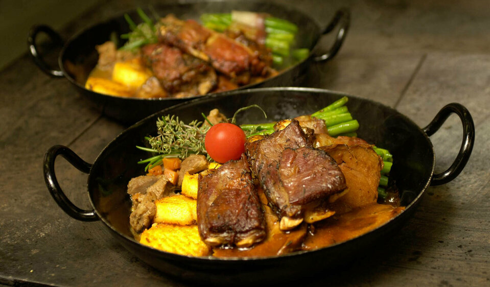 .... sich Osttiroler Gaumenfreuden hingeben