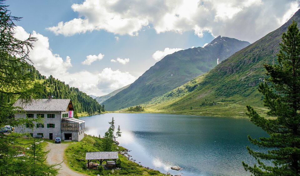 Der Obersee am Staller Sattel