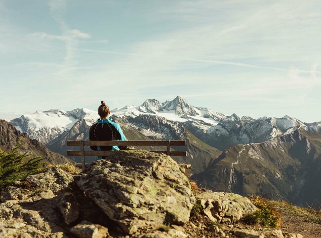Bergsommer Osttirol Blick von der Adlerlounge auf den Großglockner