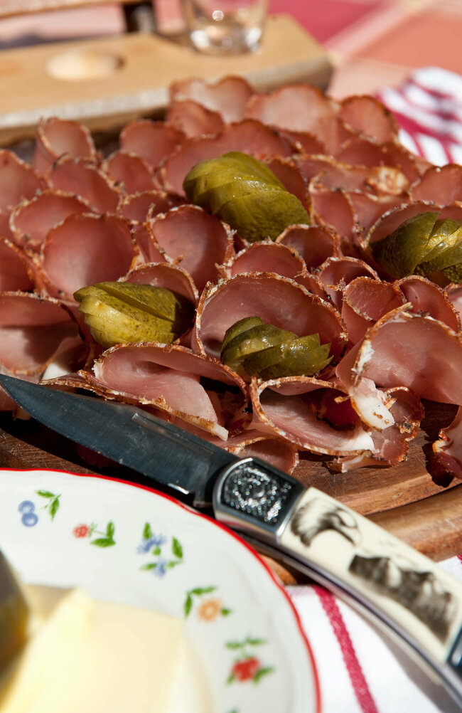 Speckjause angerichtet