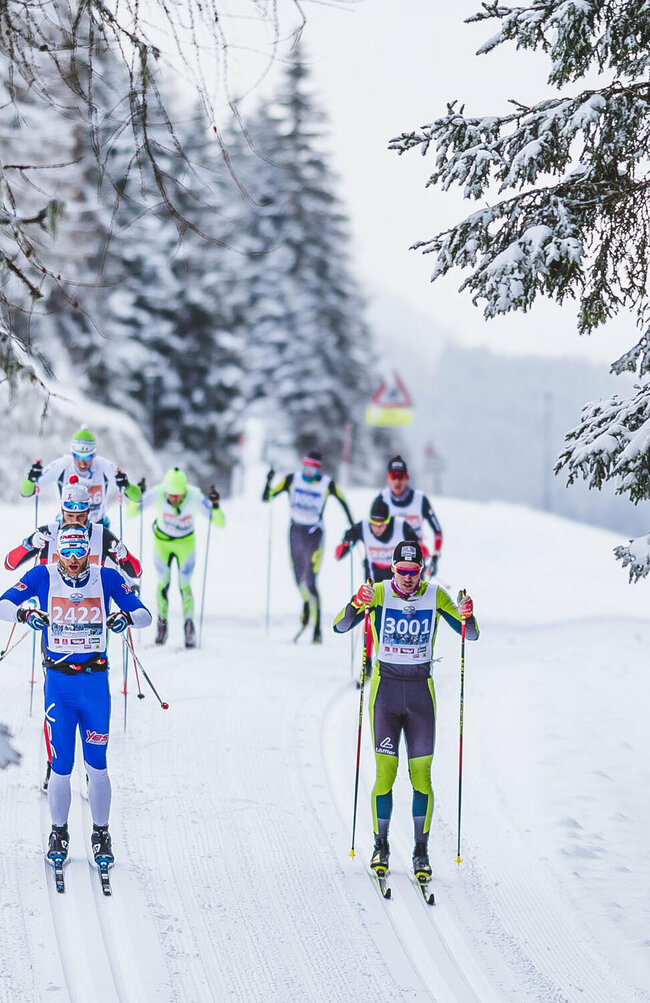 Langläufer beim Dolomitenlauf 2019 in Osttirol.