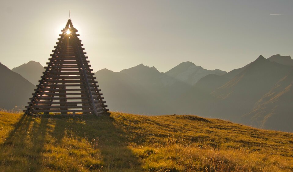 Sonnenuntergang bei der Muhspyramide Sunsets